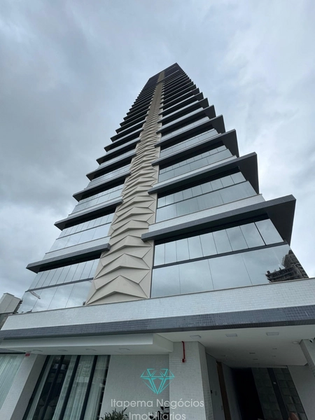 Sofisticação e conforto , 3 Suítes 3 vaga - Centro de Itapema: 1ª foto da galeria de imagens do imóvel