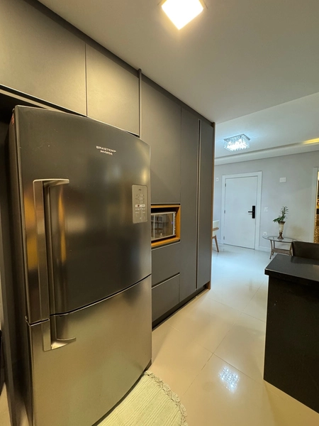 APARTAMENTO MOBILIADO EM MEIA PRAIA – CONFORTO E SOFISTICAÇÃO: 11ª foto da galeria de imagens do imóvel