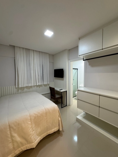 APARTAMENTO MOBILIADO EM MEIA PRAIA – CONFORTO E SOFISTICAÇÃO: 24ª foto da galeria de imagens do imóvel