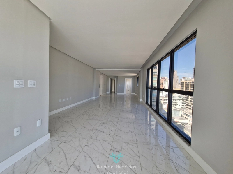 Localizado na quadra do mar - Apartamento 3 suítes, 3 vagas, Itapema.: 5ª foto da galeria de imagens do imóvel