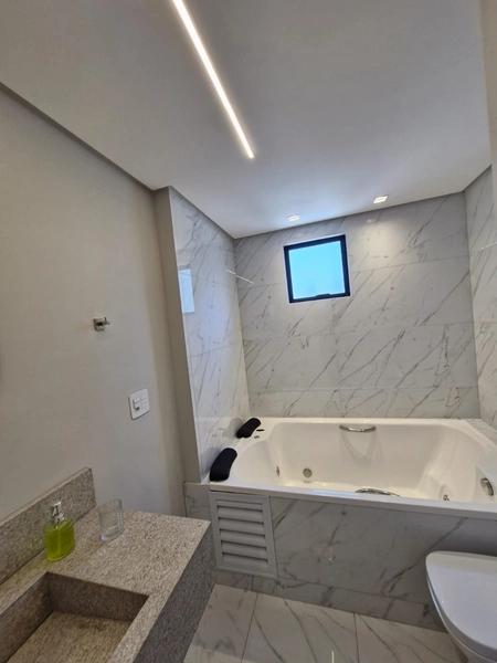 Localizado na quadra do mar - Apartamento 3 suítes, 3 vagas, Itapema.: 23ª foto da galeria de imagens do imóvel