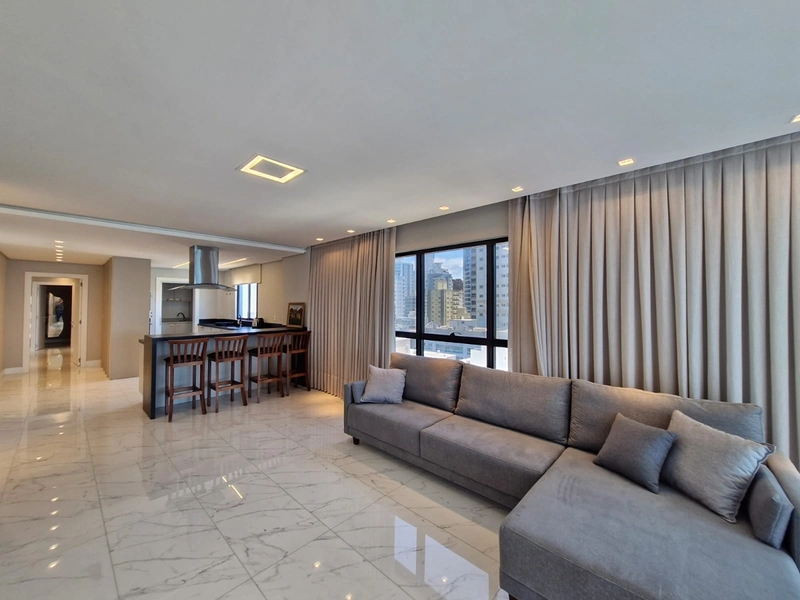 Localizado na quadra do mar - Apartamento 3 suítes, 3 vagas, Itapema.: 16ª foto da galeria de imagens do imóvel