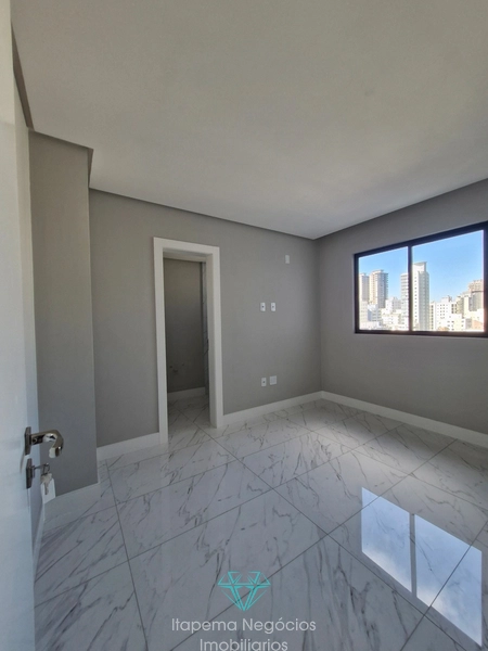 Localizado na quadra do mar - Apartamento 3 suítes, 3 vagas, Itapema.: 17ª foto da galeria de imagens do imóvel