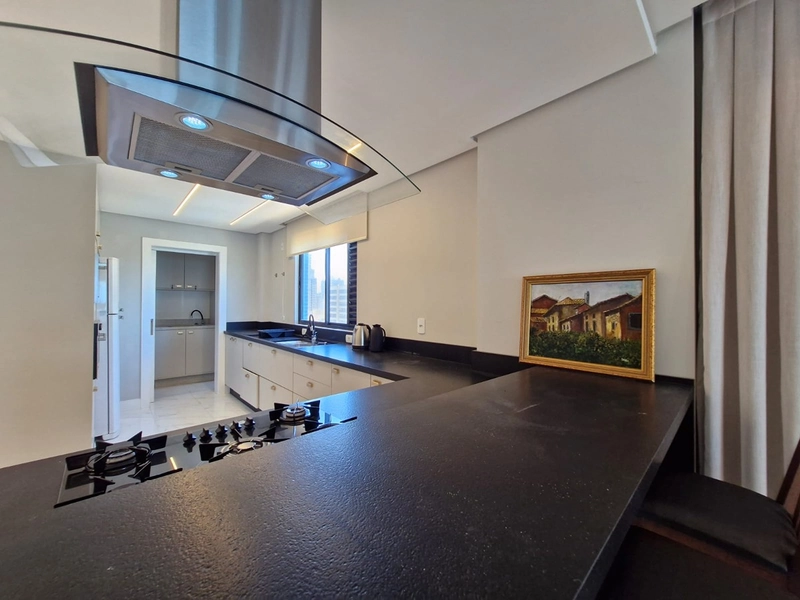 Localizado na quadra do mar - Apartamento 3 suítes, 3 vagas, Itapema.: 10ª foto da galeria de imagens do imóvel