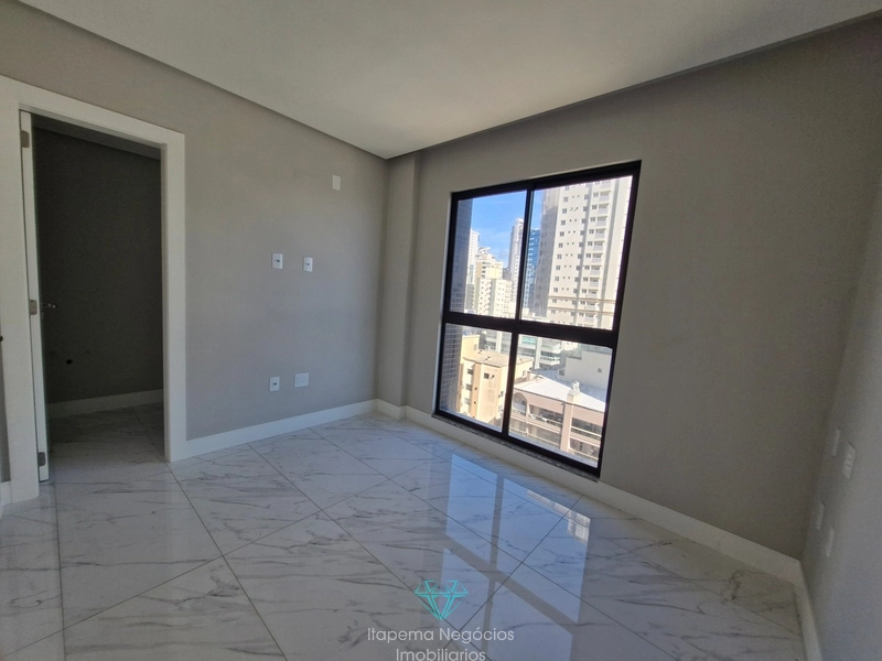 Localizado na quadra do mar - Apartamento 3 suítes, 3 vagas, Itapema.: 22ª foto da galeria de imagens do imóvel