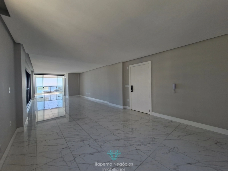 Localizado na quadra do mar - Apartamento 3 suítes, 3 vagas, Itapema.: 10ª foto da galeria de imagens do imóvel