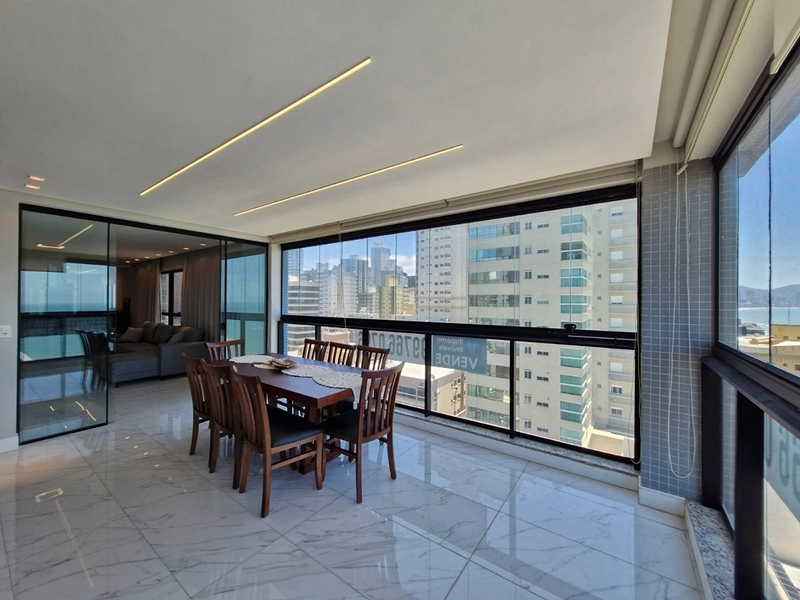 Localizado na quadra do mar - Apartamento 3 suítes, 3 vagas, Itapema.: 14ª foto da galeria de imagens do imóvel