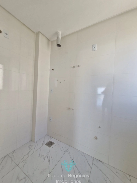 Localizado na quadra do mar - Apartamento 3 suítes, 3 vagas, Itapema.: 14ª foto da galeria de imagens do imóvel
