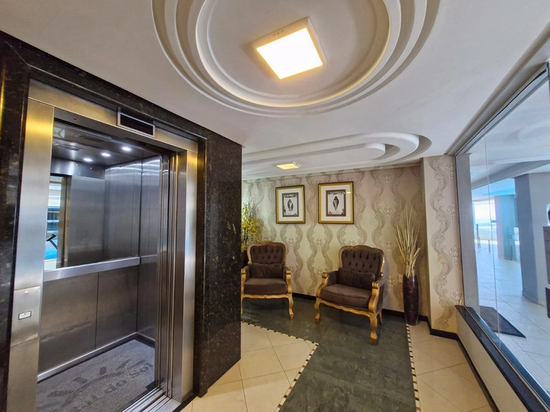 APARTAMENTO À VENDA – FRENTE MAR | 180m² | 3 SUÍTES | 2 VAGAS | MOBILIADO | Meia Praia: 50ª foto da galeria de imagens do imóvel