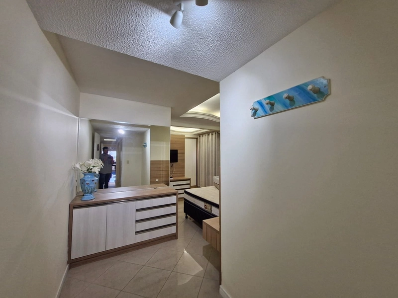 APARTAMENTO À VENDA – FRENTE MAR | 180m² | 3 SUÍTES | 2 VAGAS | MOBILIADO | Meia Praia: 17ª foto da galeria de imagens do imóvel