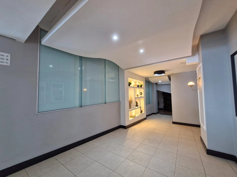 APARTAMENTO À VENDA – FRENTE MAR | 180m² | 3 SUÍTES | 2 VAGAS | MOBILIADO | Meia Praia: 46ª foto da galeria de imagens do imóvel