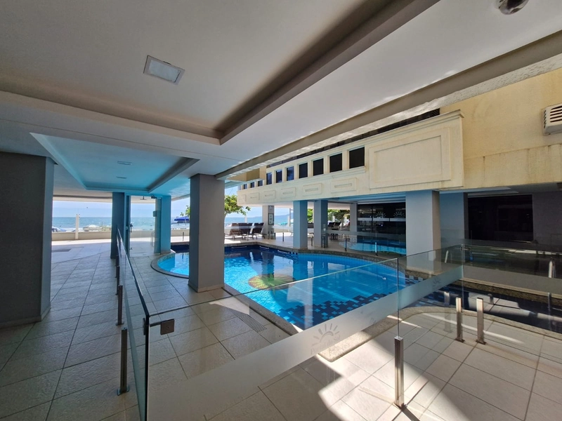 APARTAMENTO À VENDA – FRENTE MAR | 180m² | 3 SUÍTES | 2 VAGAS | MOBILIADO | Meia Praia: 40ª foto da galeria de imagens do imóvel