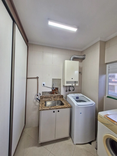 APARTAMENTO À VENDA – FRENTE MAR | 180m² | 3 SUÍTES | 2 VAGAS | MOBILIADO | Meia Praia: 23ª foto da galeria de imagens do imóvel