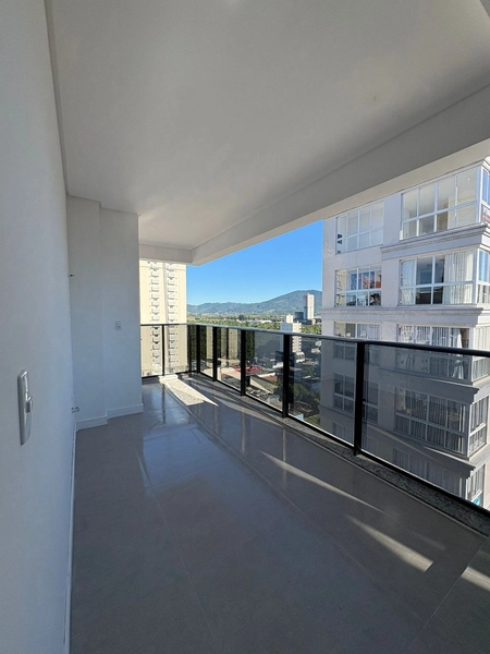APARTAMENTO À VENDA – TERCEIRA QUADRA DA MEIA PRAIA: 3ª foto da galeria de imagens do imóvel
