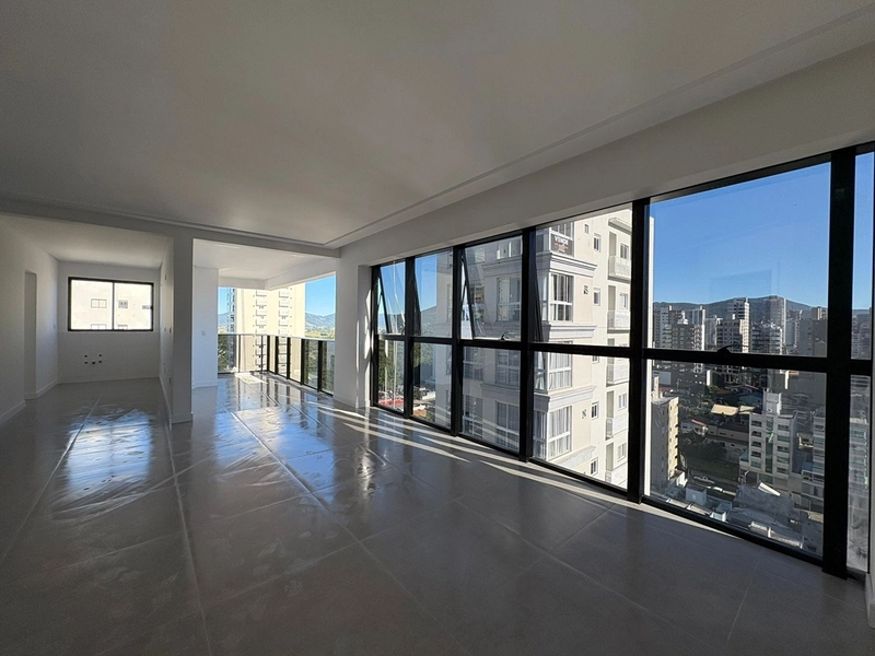 APARTAMENTO À VENDA – TERCEIRA QUADRA DA MEIA PRAIA: 1ª foto da galeria de imagens do imóvel