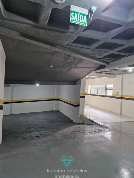 Sinta a experiência de morar aqui, mobiliado 3 suítes - Meia Praia: 32ª foto da galeria de imagens do imóvel