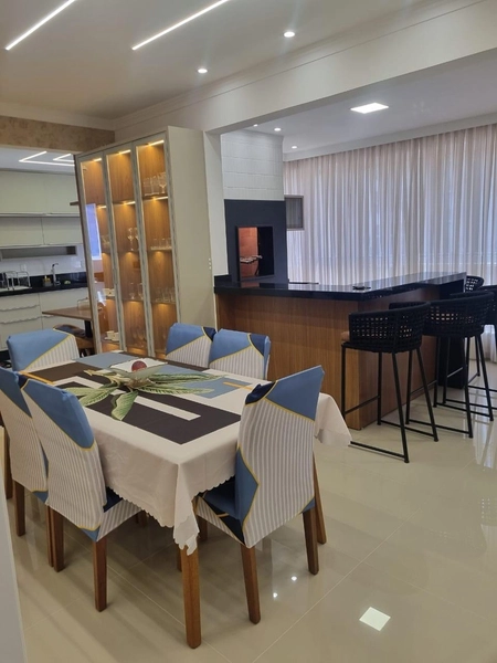 Locação de Temporada – Meia Praia | Quadra Mar: 10ª foto da galeria de imagens do imóvel