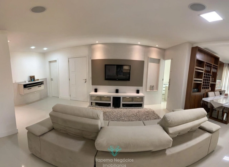 Apartamento diferenciado com 3 suítes e ampla área de lazer - Itapema: 3ª foto da galeria de imagens do imóvel