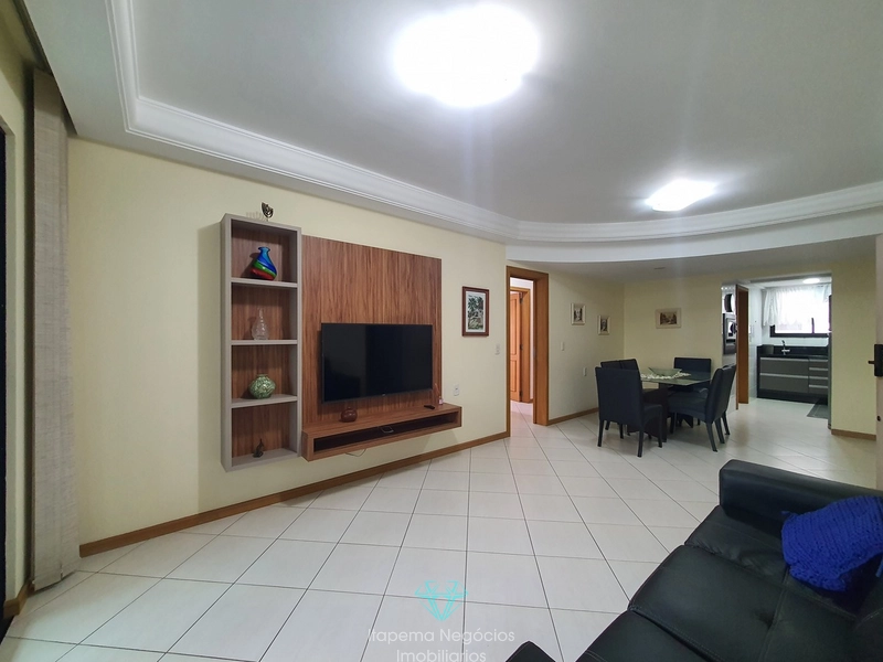 Apartamento mobiliado e equipado a 50m do mar, com 113m² e 2 vagas!: 3ª foto da galeria de imagens do imóvel
