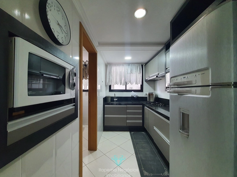 Apartamento mobiliado e equipado a 50m do mar, com 113m² e 2 vagas!: 12ª foto da galeria de imagens do imóvel