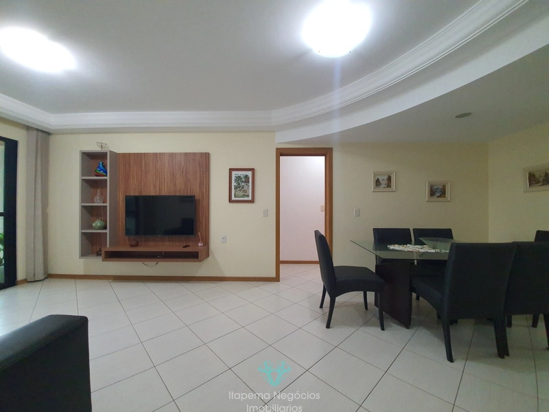 Apartamento mobiliado e equipado a 50m do mar, com 113m² e 2 vagas!: 1ª foto da galeria de imagens do imóvel