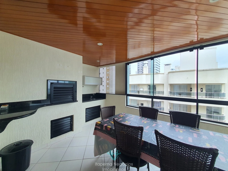 Apartamento mobiliado e equipado a 50m do mar, com 113m² e 2 vagas!: 5ª foto da galeria de imagens do imóvel