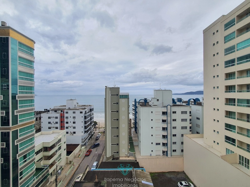 Apartamento mobiliado e equipado a 50m do mar, com 113m² e 2 vagas!: 20ª foto da galeria de imagens do imóvel