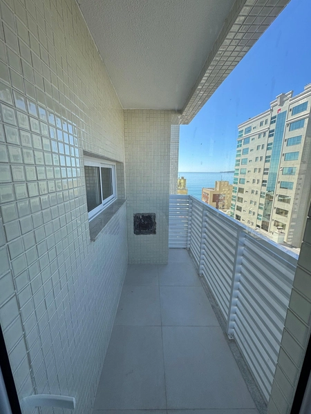 Apartamento de alto padrão localizado no centro de meia praia quadra mar: 6ª foto da galeria de imagens do imóvel