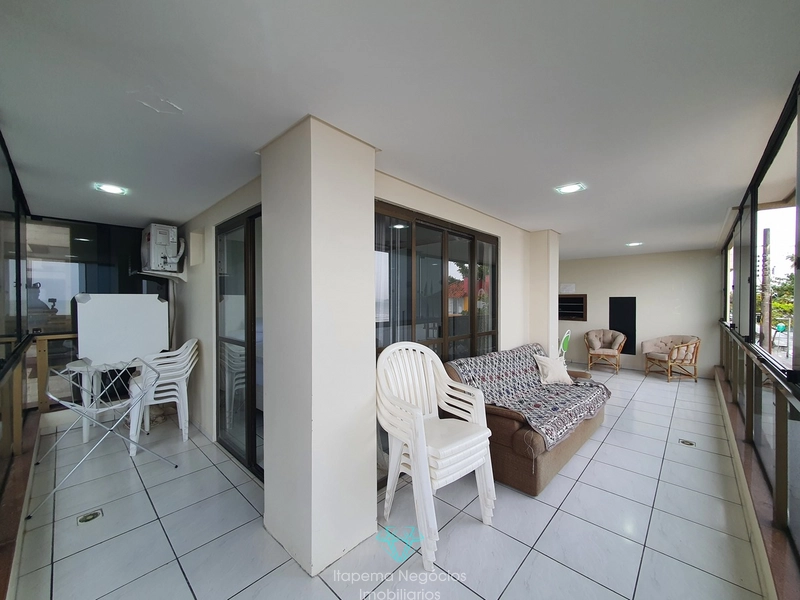 Apartamento frente mar com 3 dormitórios 204m Meia Praia: 15ª foto da galeria de imagens do imóvel
