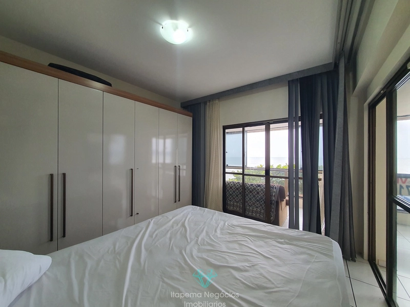 Apartamento frente mar com 3 dormitórios 204m Meia Praia: 26ª foto da galeria de imagens do imóvel