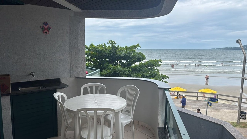 Apartamento à Venda – Frente Mar | Meia Praia – Itapema: 2ª foto da galeria de imagens do imóvel