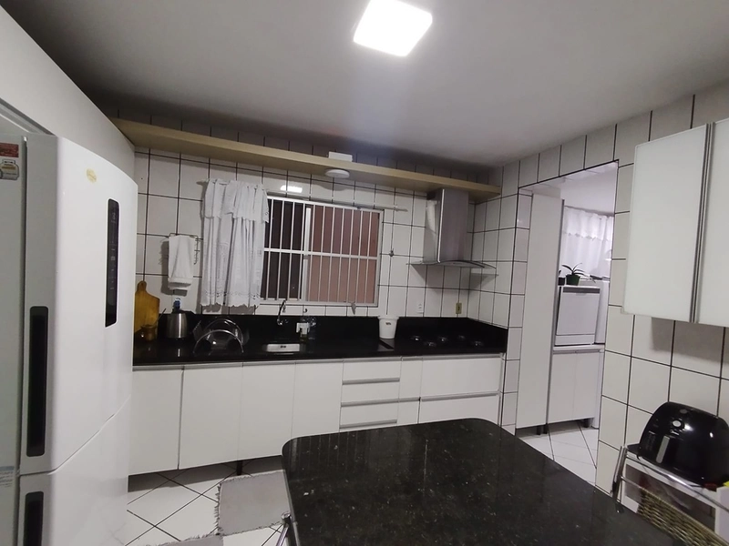 REALIZE UM SONHO! Apartamento como excelente localizaçao a 200 metros do mar, sacada com churrasqueira com uma boa vista.: 10ª foto da galeria de imagens do imóvel