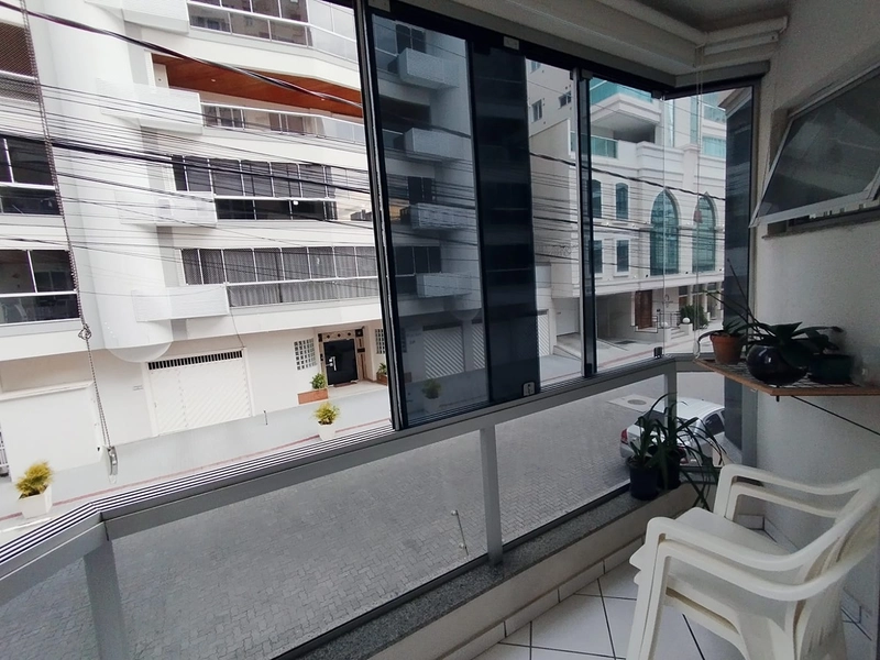 REALIZE UM SONHO! Apartamento como excelente localizaçao a 200 metros do mar, sacada com churrasqueira com uma boa vista.: 7ª foto da galeria de imagens do imóvel