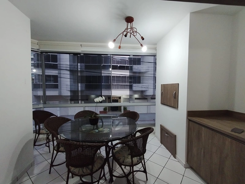 REALIZE UM SONHO! Apartamento como excelente localizaçao a 200 metros do mar, sacada com churrasqueira com uma boa vista.: 1ª foto da galeria de imagens do imóvel