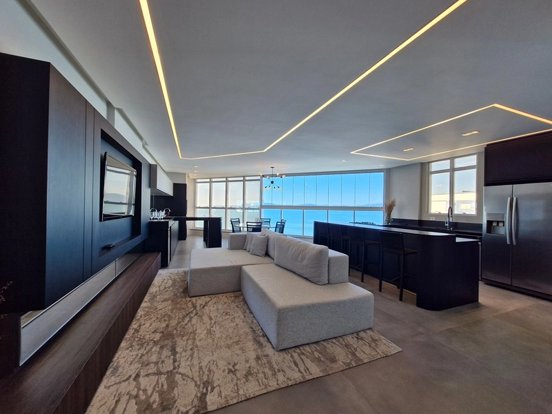 Apartamento 3 Suítes 3 Vagas - Quadra mar.: 3ª foto da galeria de imagens do imóvel