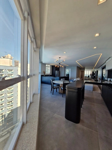 Apartamento 3 Suítes 3 Vagas - Quadra mar.: 11ª foto da galeria de imagens do imóvel