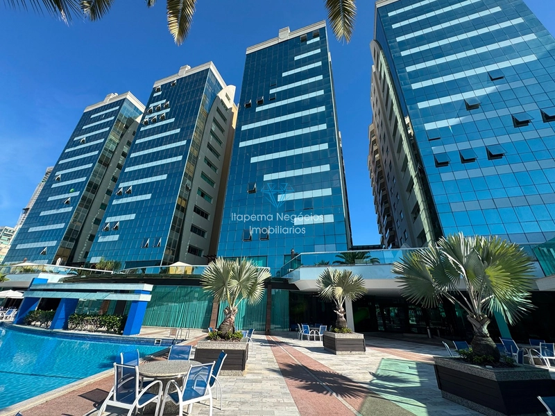 APARTAMENTO FRENTE MAR À VENDA – CENTRO DE ITAPEMA/SC: 1ª foto da galeria de imagens do imóvel