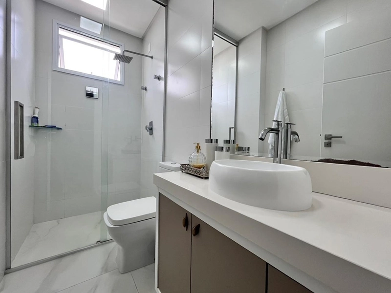 Apartamento à venda em Meia Praia, localizado na segunda quadra do mar: 29ª foto da galeria de imagens do imóvel