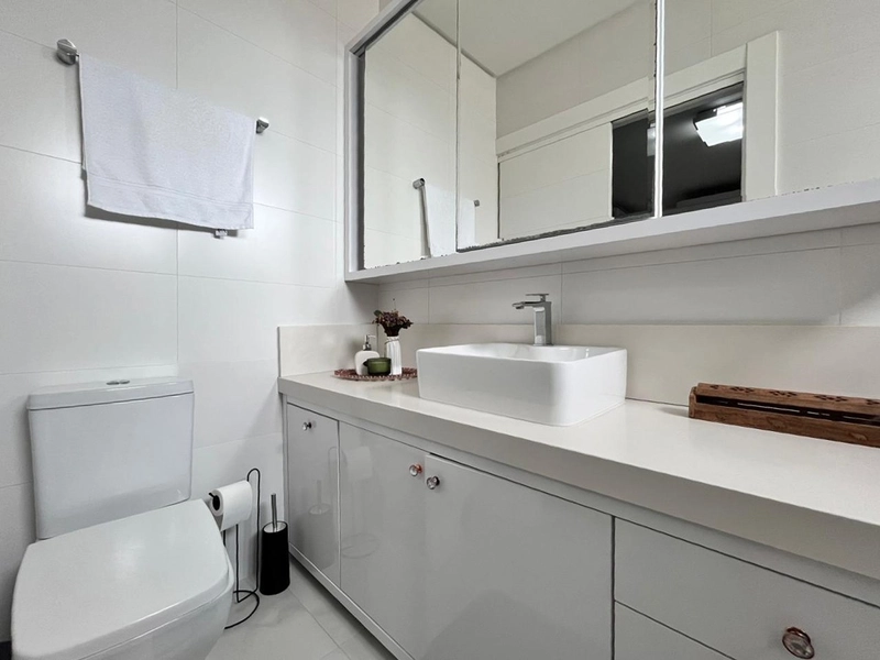 Apartamento à venda em Meia Praia, localizado na segunda quadra do mar: 32ª foto da galeria de imagens do imóvel