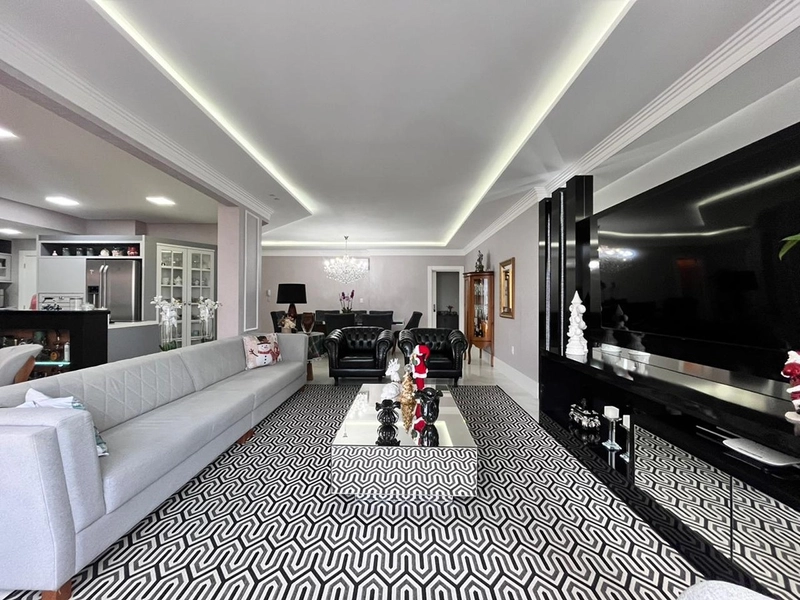 Apartamento à venda em Meia Praia, localizado na segunda quadra do mar: 11ª foto da galeria de imagens do imóvel