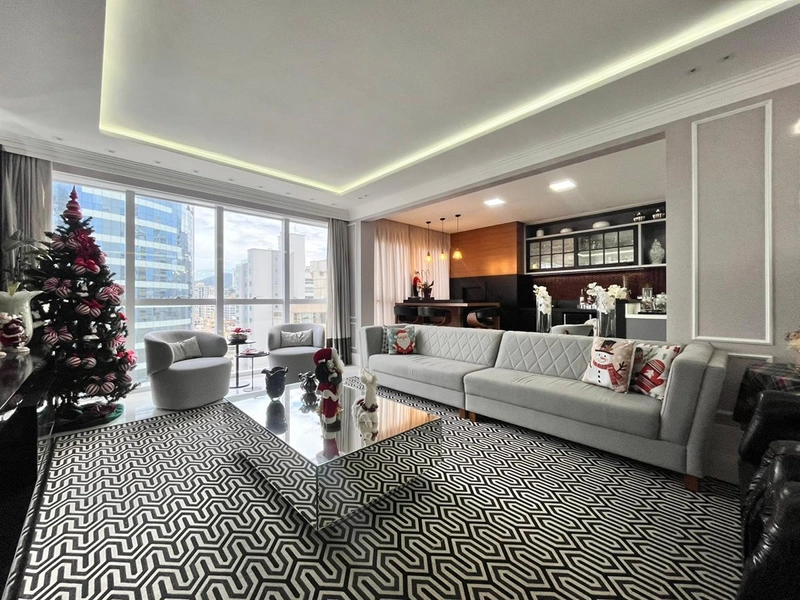 Apartamento à venda em Meia Praia, localizado na segunda quadra do mar: 6ª foto da galeria de imagens do imóvel