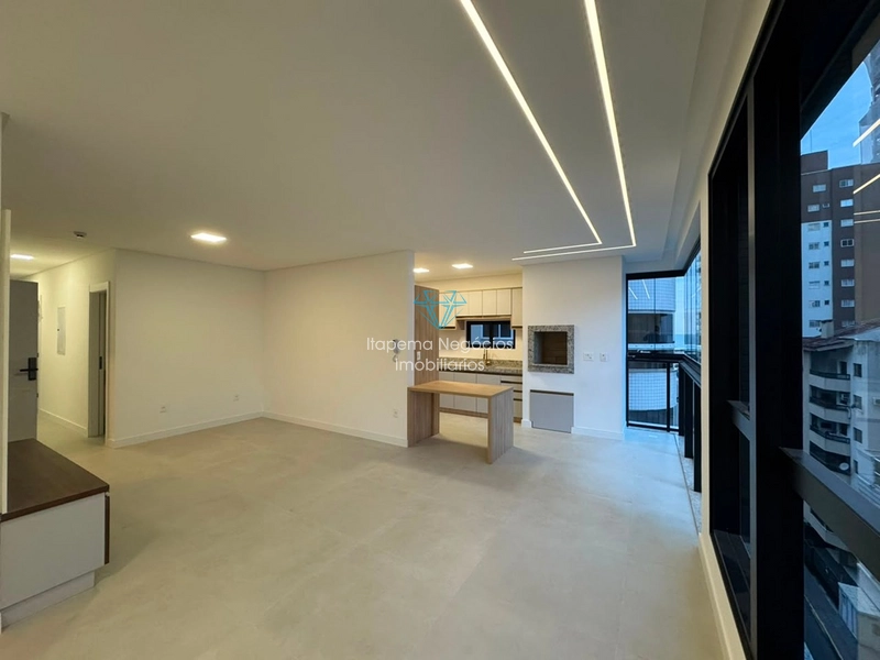 Apartamento em Meia Praia com área de lazer completa.: 5ª foto da galeria de imagens do imóvel