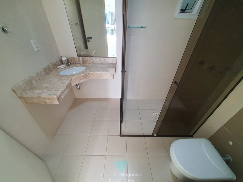 Apartamento mobiliado e equipado, frente ao mar, com 141m² e 2 vagas: 33ª foto da galeria de imagens do imóvel