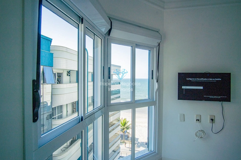 Apartamento mobiliado e equipado, frente ao mar, com 141m² e 2 vagas: 46ª foto da galeria de imagens do imóvel