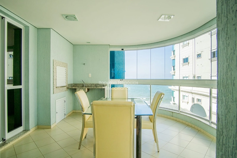 Apartamento mobiliado e equipado, frente ao mar, com 141m² e 2 vagas: 31ª foto da galeria de imagens do imóvel