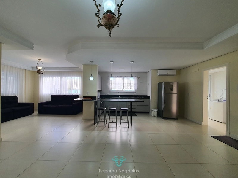 Apartamento mobiliado e equipado, frente ao mar, com 141m² e 2 vagas: 4ª foto da galeria de imagens do imóvel