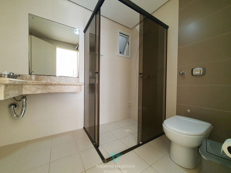 Apartamento mobiliado e equipado, frente ao mar, com 141m² e 2 vagas: 32ª foto da galeria de imagens do imóvel