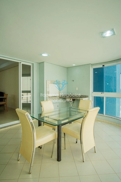 Apartamento mobiliado e equipado, frente ao mar, com 141m² e 2 vagas: 33ª foto da galeria de imagens do imóvel