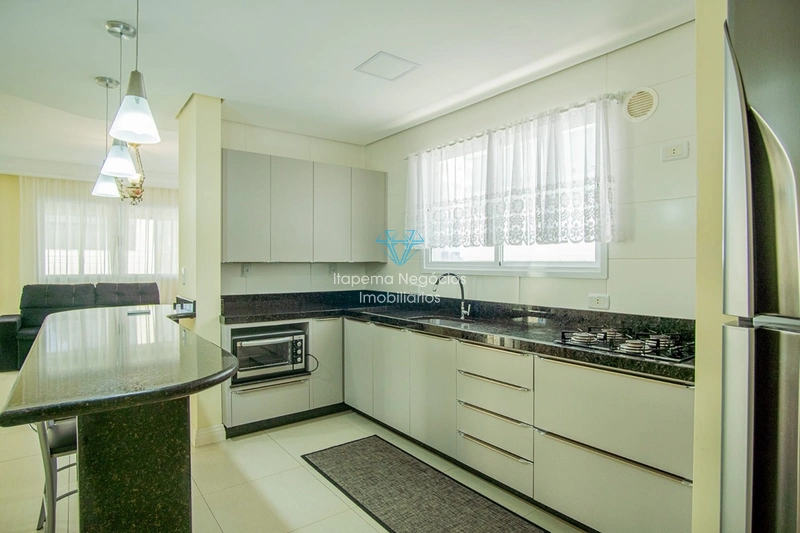 Apartamento mobiliado e equipado, frente ao mar, com 141m² e 2 vagas: 16ª foto da galeria de imagens do imóvel