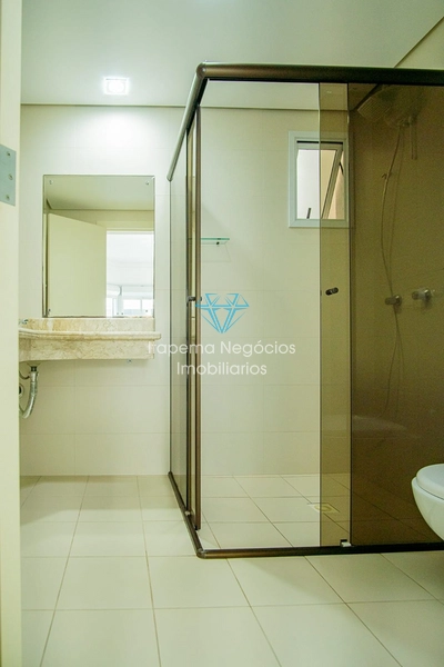 Apartamento mobiliado e equipado, frente ao mar, com 141m² e 2 vagas: 41ª foto da galeria de imagens do imóvel